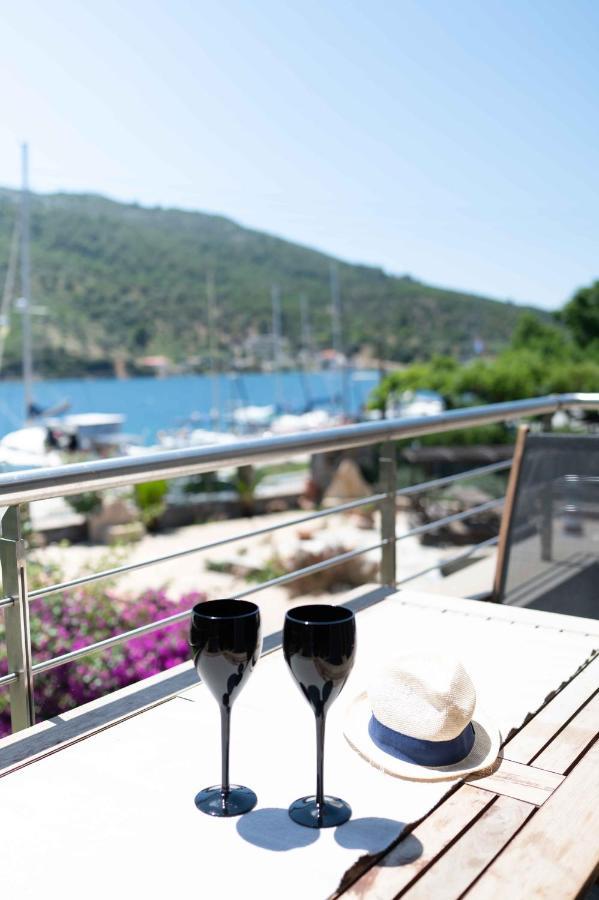 Anassa Porto Koufo Sea Front Suites Exterior photo